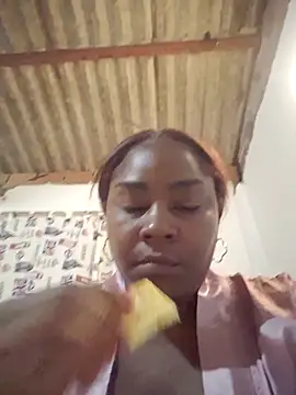 Snapshot of kaorysquirt chatting on February 19, 12:06 am kaorysquirt online show from February 19, 12:06 am