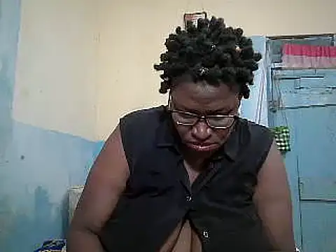 Snapshot of sexy_bigboobss chatting on July 16, 6:41 am sexy bigboobss online show from July 16, 6:41 am