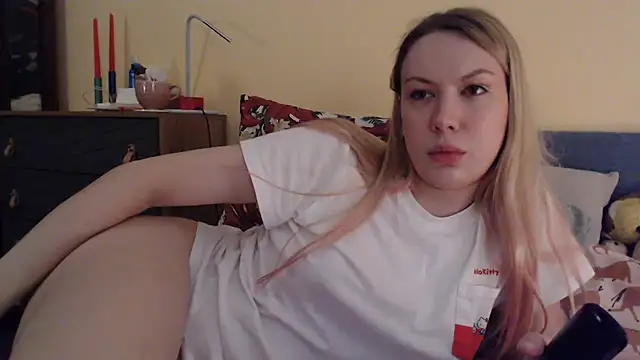 Scarlettford online show from December 19, 1:40 pm