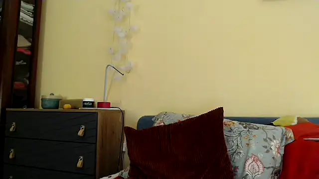 Scarlettford online show from January 3, 3:44 pm