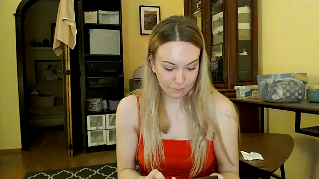 Scarlettford online show from January 18, 7:37 pm