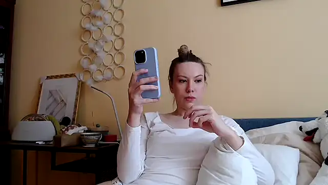 Scarlettford online show from March 21, 11:22 am