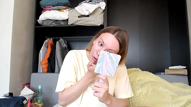 Scarlettford online show from September 17, 11:01 am