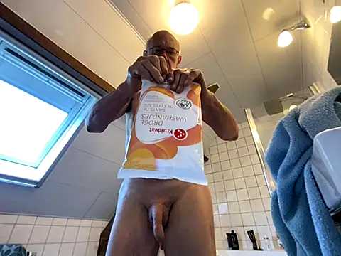 Snapshot of martxxxxx chatting on September 25, 8:40 am martxxxxx online show from September 25, 8:40 am