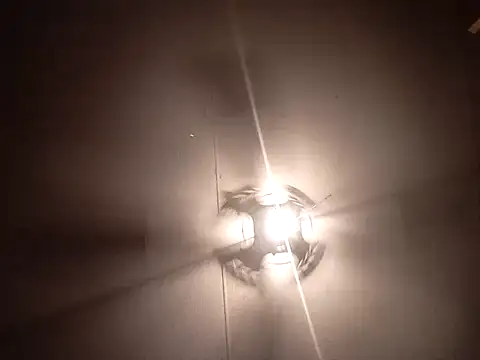 Snapshot of Xoc8_ chatting on December 26, 9:04 pm Xoc8 online show from December 26, 9:04 pm