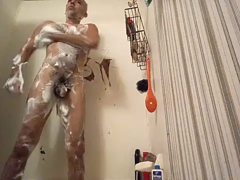 Snapshot of Xoc8_ chatting on December 31, 1:15 am Xoc8 online show from December 31, 1:15 am