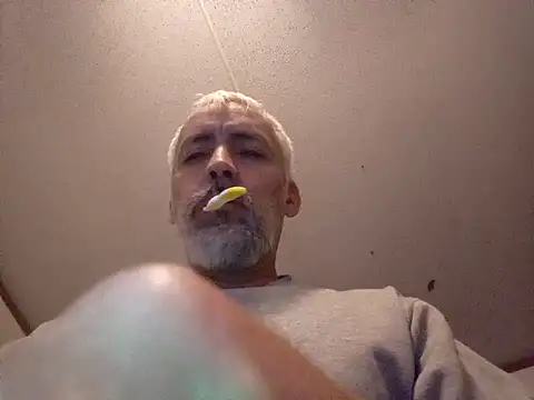 Snapshot of Xoc8_ chatting on February 22, 8:29 am Xoc8 online show from February 22, 8:29 am