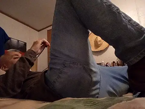 Snapshot of Xoc8_ chatting on March 3, 6:33 pm Xoc8 online show from March 3, 6:33 pm