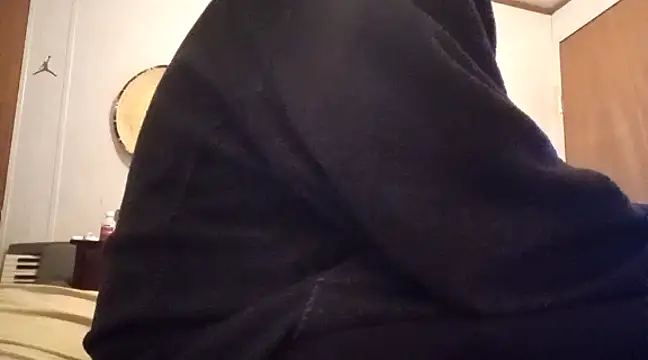 Snapshot of Xoc8_ chatting on March 7, 12:01 pm Xoc8 online show from March 7, 12:01 pm