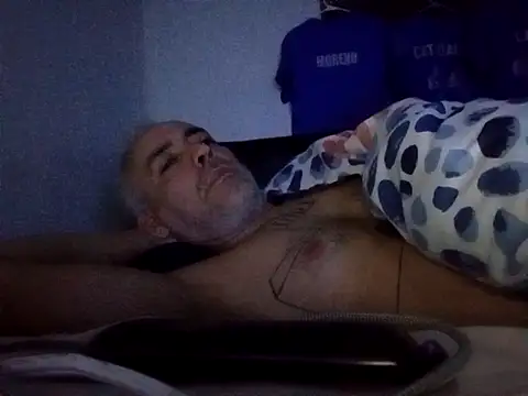 Snapshot of Xoc8_ chatting on March 17, 5:12 am Xoc8 online show from March 17, 5:12 am