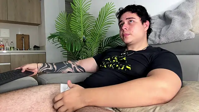 Snapshot of odin_blake chatting on June 3, 5:18 pm odin blake online show from June 3, 5:18 pm