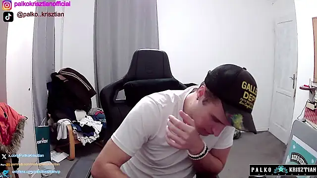 Snapshot of PKrisztian chatting on January 16, 8:35 pm PKrisztian online show from January 16, 8:35 pm