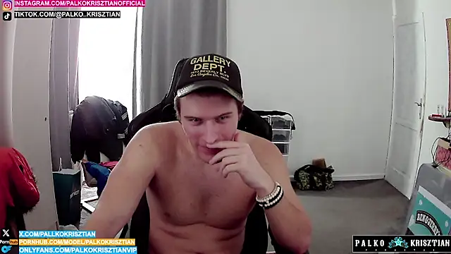 Snapshot of PKrisztian chatting on February 27, 6:08 pm PKrisztian online show from February 27, 6:08 pm