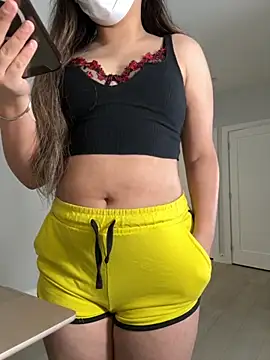 jAsMinE678 online show from December 5, 7:21 pm