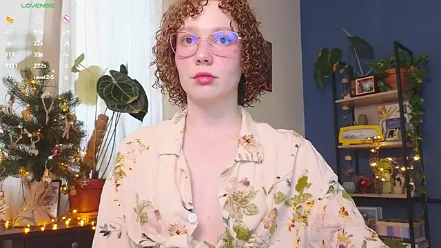 Snapshot of _lightmyfire chatting on December 28, 8:26 am  lightmyfire online show from December 28, 8:26 am