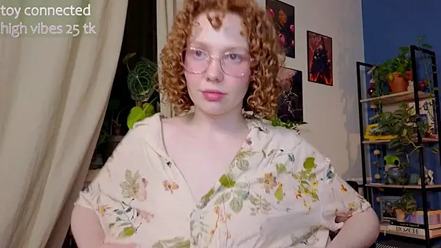 Snapshot of _lightmyfire chatting on February 1, 8:26 pm  lightmyfire online show from February 1, 8:26 pm