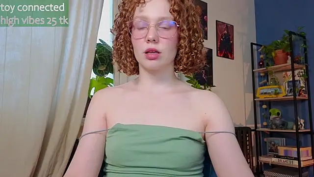 Snapshot of _lightmyfire chatting on February 6, 1:54 pm  lightmyfire online show from February 6, 1:54 pm