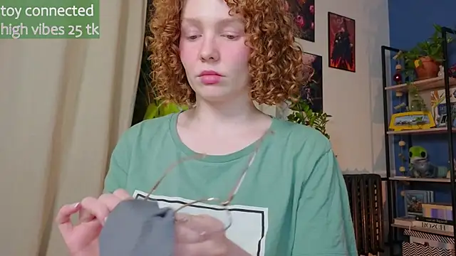 Snapshot of _lightmyfire chatting on February 19, 7:27 pm  lightmyfire online show from February 19, 7:27 pm