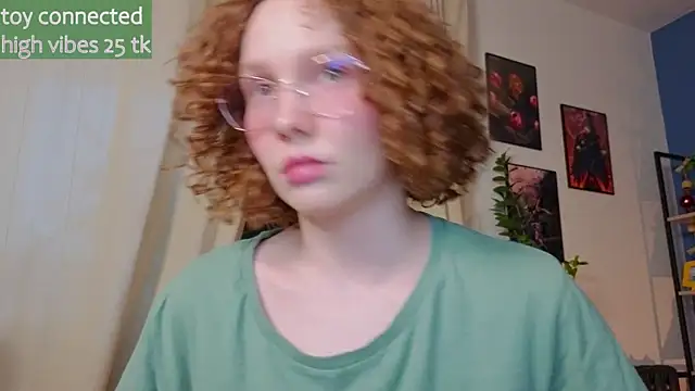 Snapshot of _lightmyfire chatting on February 28, 3:04 pm  lightmyfire online show from February 28, 3:04 pm