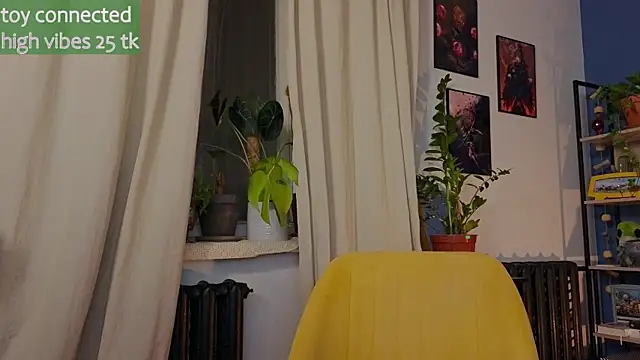 Snapshot of _lightmyfire chatting on March 5, 10:43 pm  lightmyfire online show from March 5, 10:43 pm