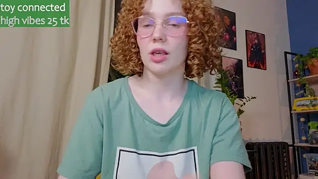 Snapshot of _lightmyfire chatting on March 21, 8:29 pm  lightmyfire online show from March 21, 8:29 pm