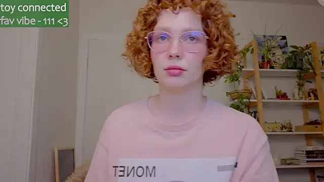 Snapshot of _lightmyfire chatting on October 3, 10:07 pm  lightmyfire online show from October 3, 10:07 pm