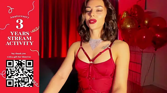 Snapshot of Daryakeyy chatting on February 14, 8:11 am Daryakeyy online show from February 14, 8:11 am