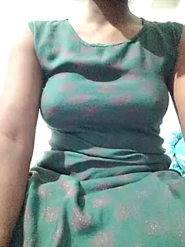 rituporna2004 online show from February 12, 2:50 am