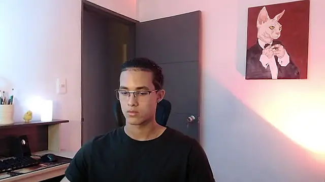 alejo x3 online show from February 13, 1:19 am