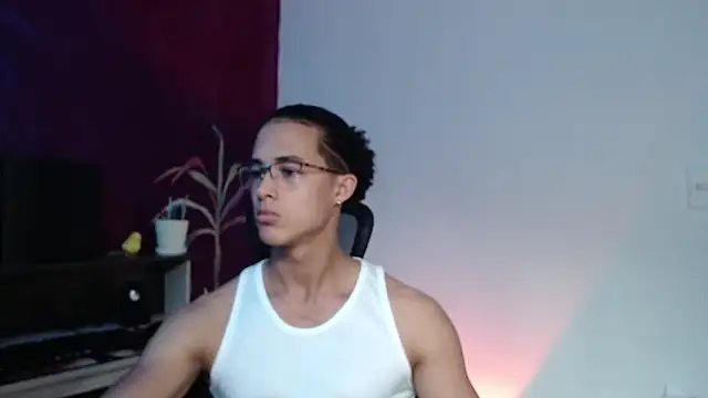 alejo x3 online show from March 9, 9:14 pm