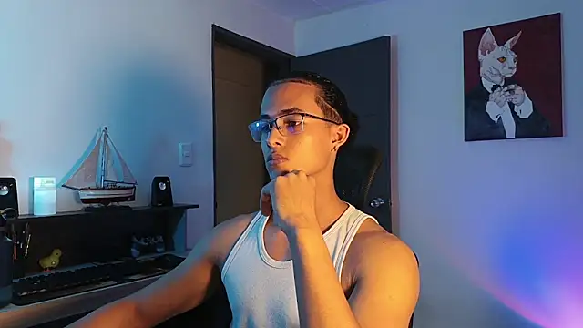 alejo x3 online show from November 15, 11:43 pm