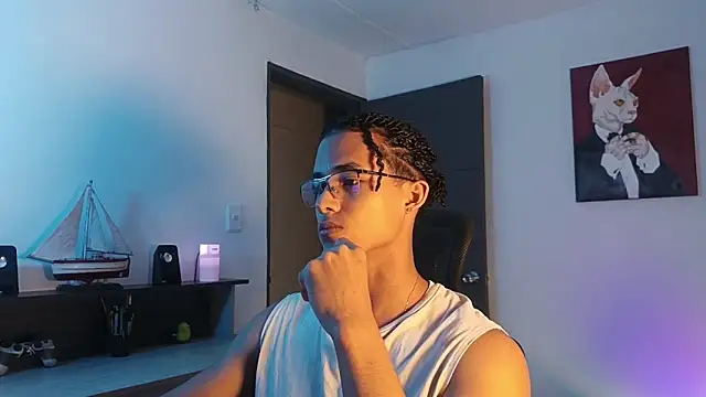 alejo x3 online show from December 15, 11:53 pm