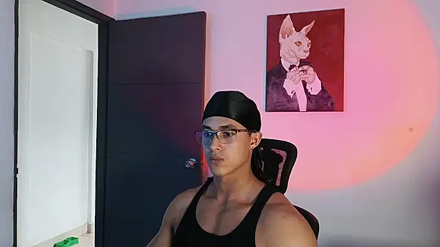 alejo x3 online show from March 31, 9:48 pm