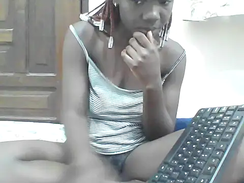 Ebony Sweetcandy online show from February 2, 2:21 am