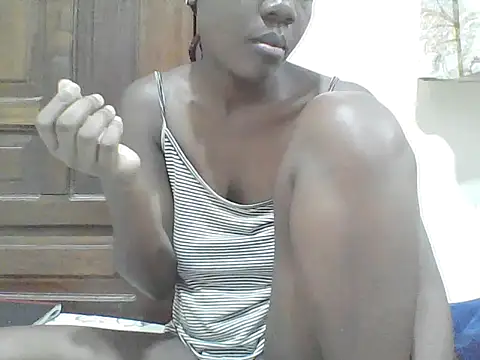 Ebony Sweetcandy online show from April 11, 7:07 pm