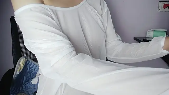 Snapshot of Baenee chatting on March 2, 5:25 pm Baenee online show from March 2, 5:25 pm