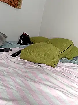 Babez show online show from March 15, 8:04 am