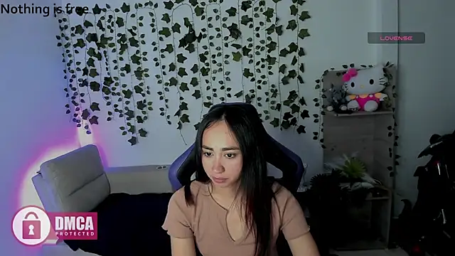 Snapshot of Alana_Pherson chatting on May 3, 3:56 am Alana Pherson online show from May 3, 3:56 am