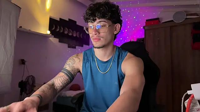 Kisan Smith online show from April 21, 4:30 am