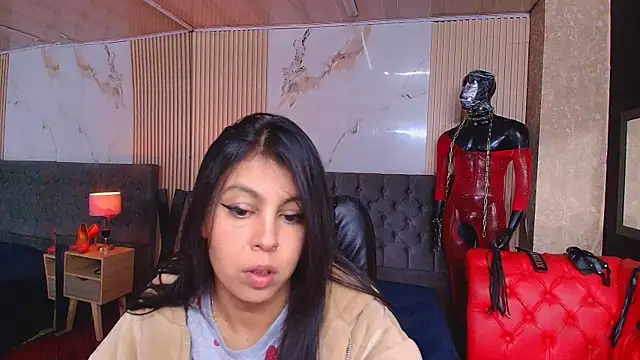 Snapshot of Juliet_Nasty chatting on June 19, 11:36 am Juliet Nasty online show from June 19, 11:36 am