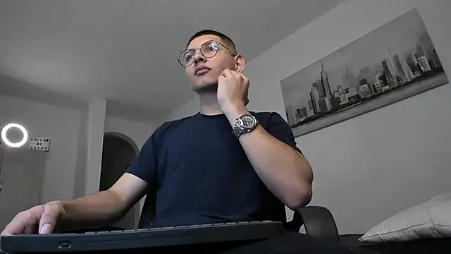 Snapshot of a_lejandro_0_8 chatting on March 14, 2:53 am a lejandro 0 8 online show from March 14, 2:53 am