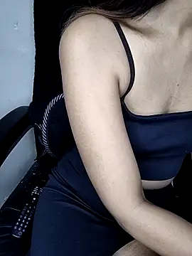 Leeeezzzz roy online show from November 25, 8:20 pm