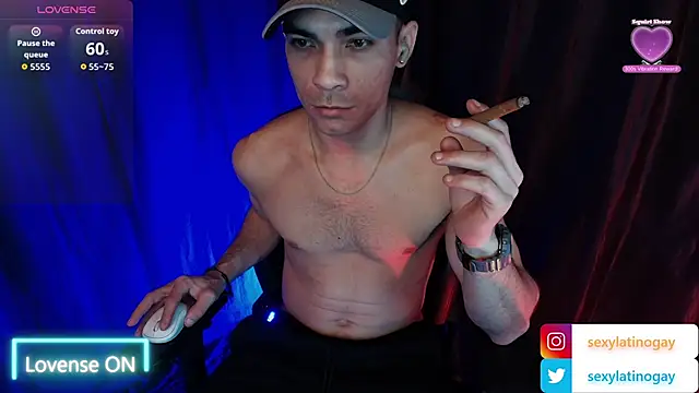 sexyboycolombi4 online show from February 2, 8:46 am