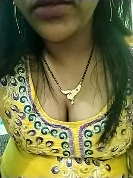 Snapshot of IslamicPimento chatting on March 1, 3:32 am IslamicPimento online show from March 1, 3:32 am