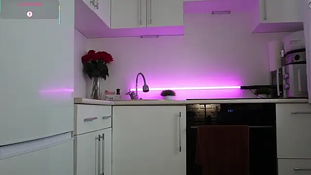 888 666 online show from April 23, 4:03 am