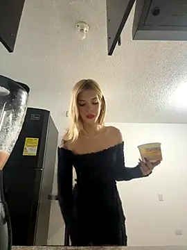 Courtney gonet online show from September 18, 4:58 am