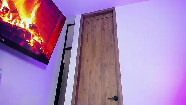 Courtney gonet online show from March 29, 10:10 pm