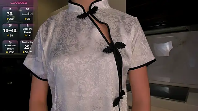 Snapshot of new_Claire chatting on January 12, 7:11 am new Claire online show from January 12, 7:11 am