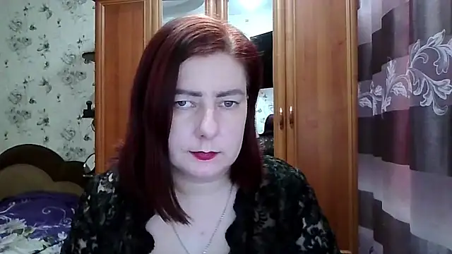 SophieNightAh online show from February 13, 5:31 pm