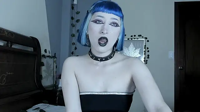 BlueBerry     online show from September 17, 8:32 pm